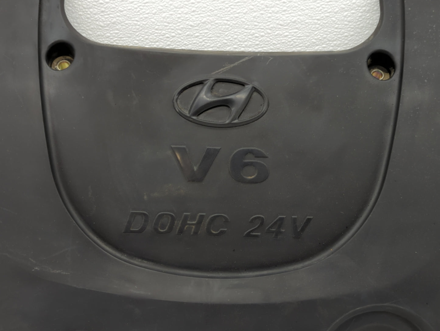 2005 Hyundai Sonata Engine Cover - Oemusedautoparts1.com