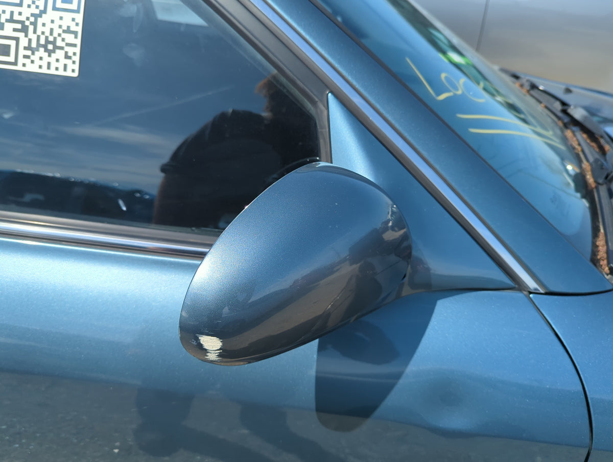 1999-2005 Hyundai Sonata Passenger Side View Mirror - Right Door Mirror OEM Used - Oemusedautoparts1.com