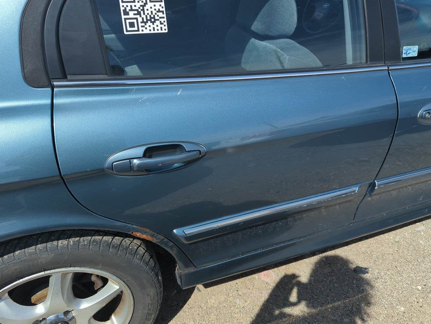 2002-2005 Hyundai Sonata Passenger Rear Door Oem - Oemusedautoparts1.com