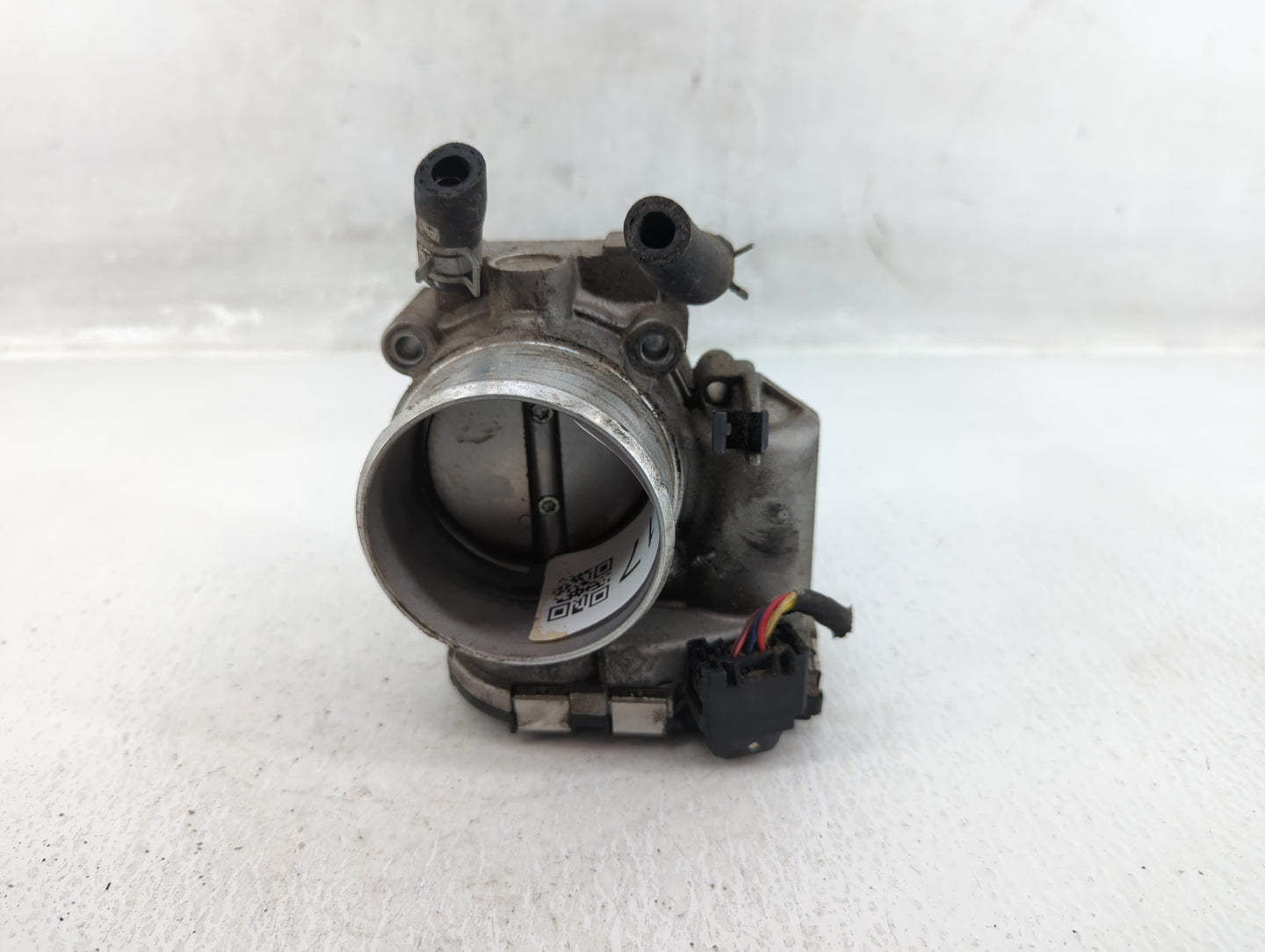 2015-2019 Hyundai Sonata Throttle Body P/N:35100-2G600 Fits Fits 2015 2016 2017 2018 2019 2020 2021 OEM Used Auto Parts - Oe
