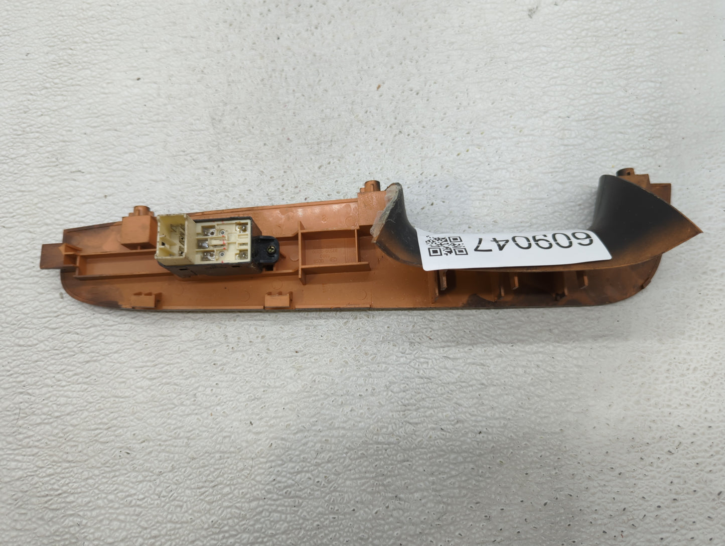 2002-2005 Hyundai Sonata Driver Left Rear Power Window Switch 621w03620 - Oemusedautoparts1.com