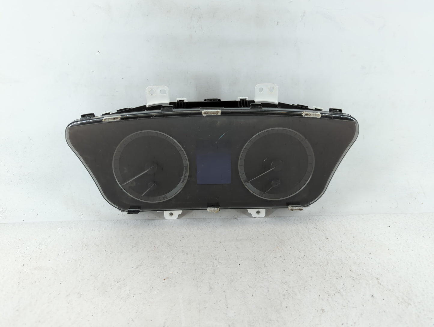 2003-2005 Hyundai Sonata Instrument Cluster Speedometer Gauges P/N:94001-C2000 Fits Fits 2003 2004 2005 OEM Used Auto Parts 