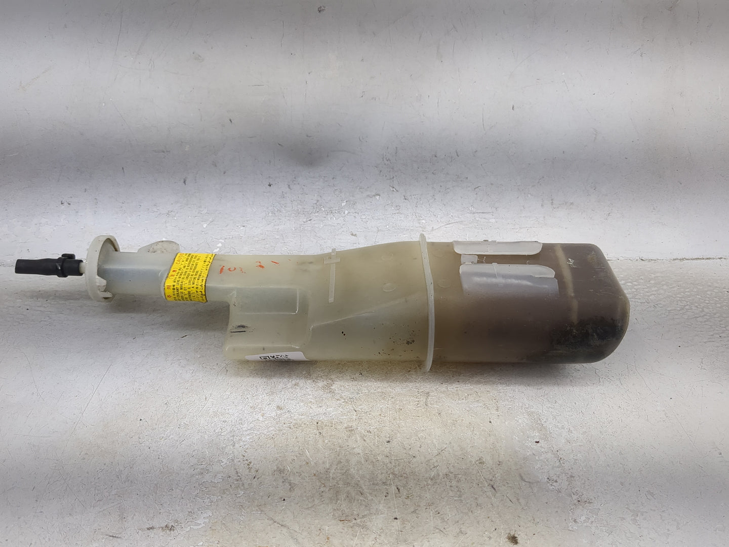 2003 Hyundai Tiburon Radiator Coolant Overflow Expansion Tank Bottle 1494680 - Oemusedautoparts1.com
