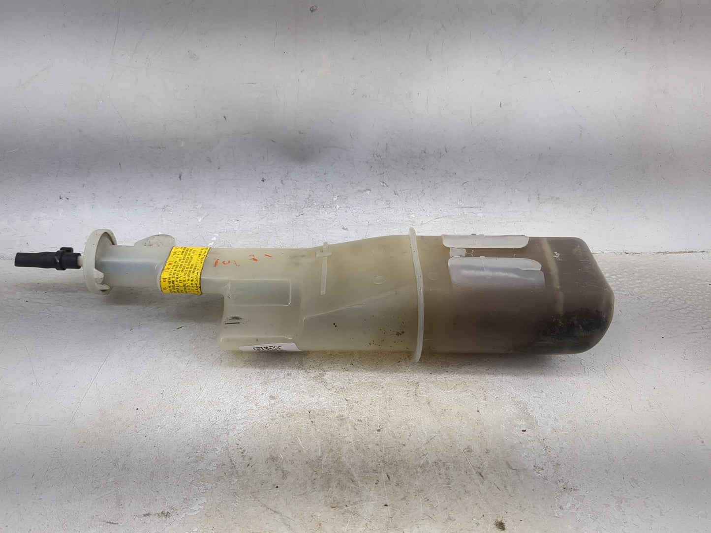 2003 Hyundai Tiburon Radiator Coolant Overflow Expansion Tank Bottle 1494680 - Oemusedautoparts1.com