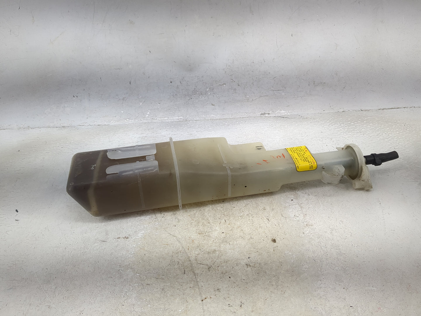2003 Hyundai Tiburon Radiator Coolant Overflow Expansion Tank Bottle 1494680 - Oemusedautoparts1.com