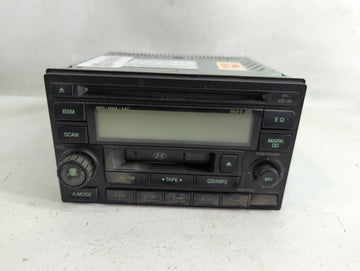 2005-2006 Hyundai Tucson Radio AM FM Cd Player Receiver Replacement P/N:96180-2E100 Fits Fits 2005 2006 OEM Used Auto Parts 