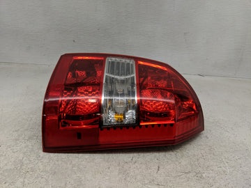 2005-2009 Hyundai Tucson Tail Light Assembly Passenger Right OEM P/N:92402-2E0 Fits Fits 2005 2006 2007 2008 2009 OEM Used A
