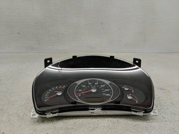 2005-2006 Hyundai Tucson Instrument Cluster Speedometer Gauges P/N:257-63370 Fits Fits 2005 2006 OEM Used Auto Parts - Oemus