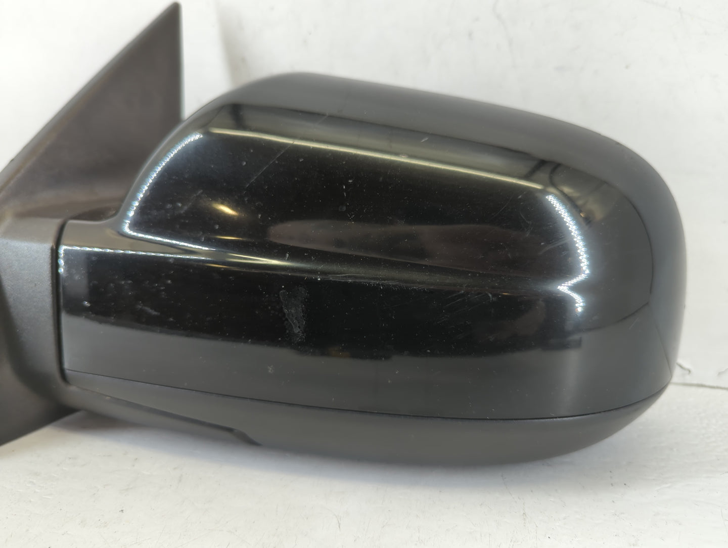 2005-2009 Hyundai Tucson Driver Side View Mirror - Left Door Mirror OEM Used - Oemusedautoparts1.com