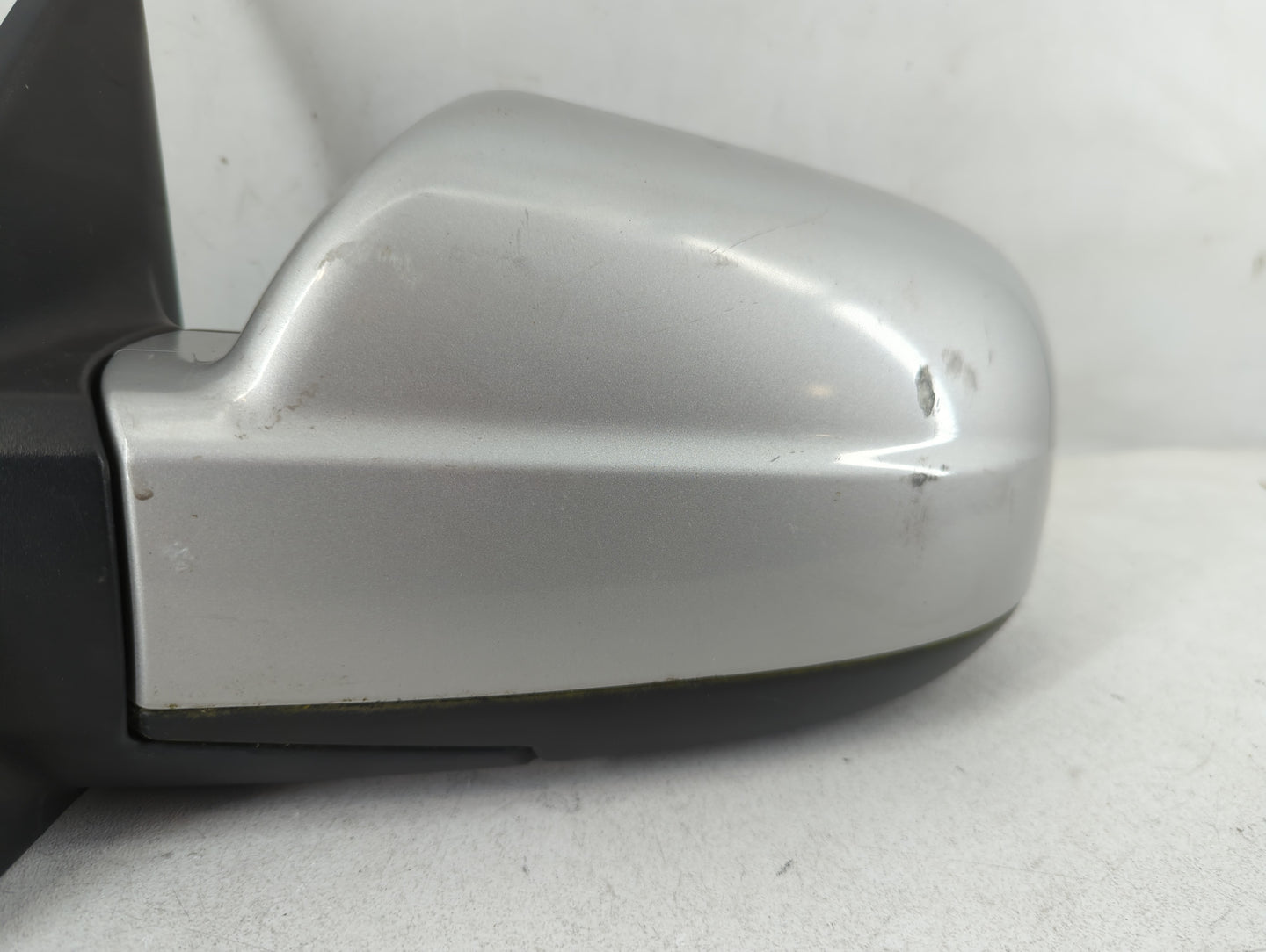 2005-2009 Hyundai Tucson Driver Left Side View Manual Door Mirror Silver - Oemusedautoparts1.com