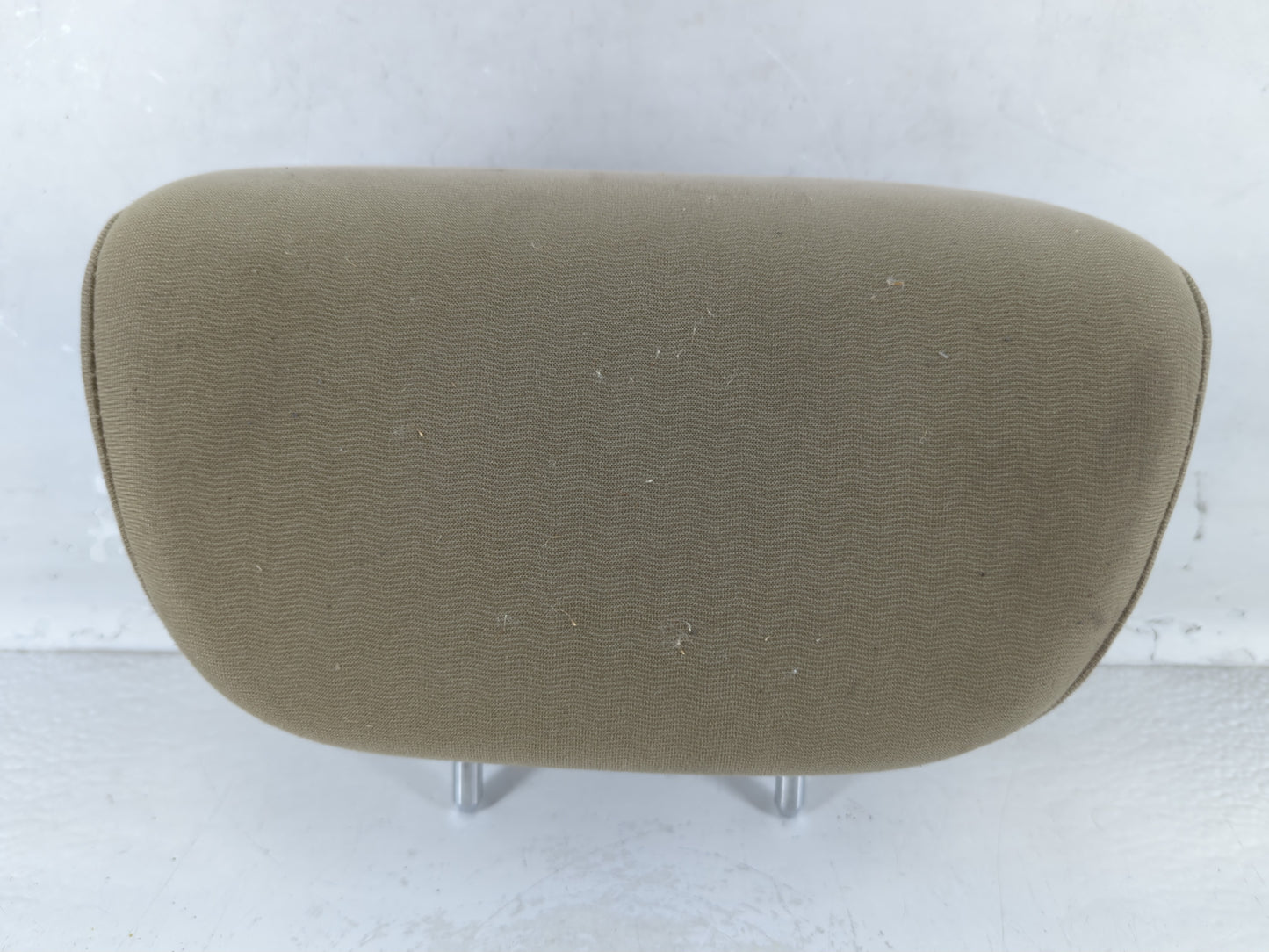 2005-2008 Hyundai Tucson Headrest Head Rest Front Driver Passenger Seat Fits Fits 2005 2006 2007 2008 OEM Used Auto Parts - 