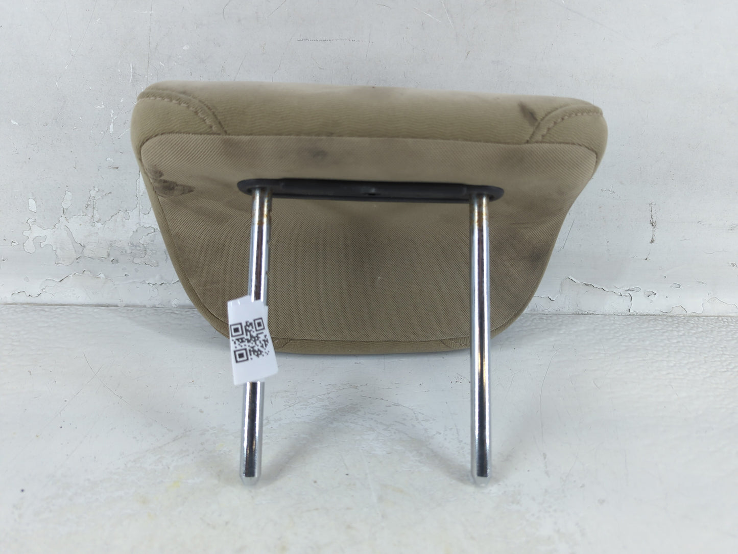 2005-2008 Hyundai Tucson Headrest Head Rest Front Driver Passenger Seat Fits Fits 2005 2006 2007 2008 OEM Used Auto Parts - 