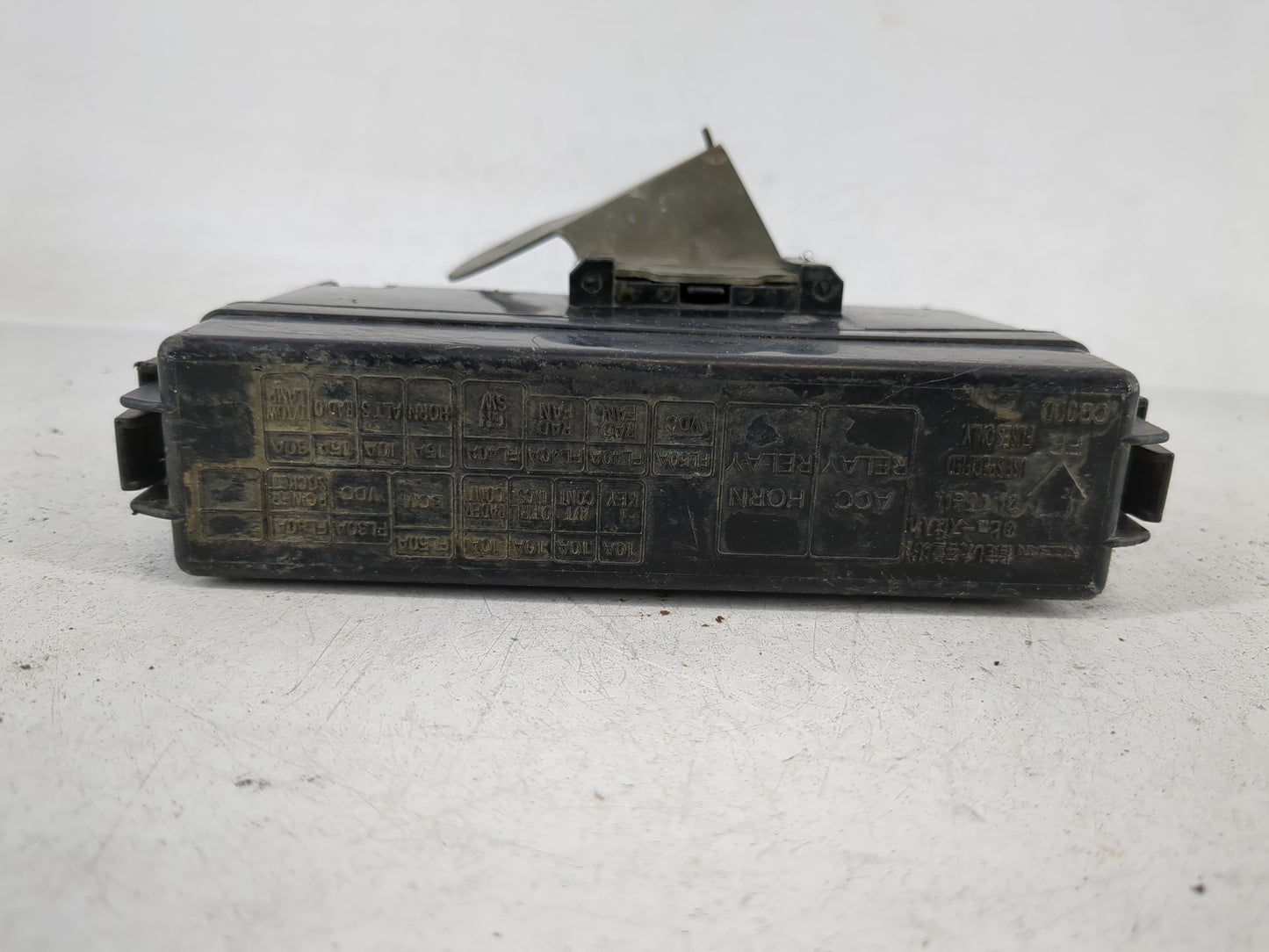 2003-2008 Infiniti Fx35 Fusebox Fuse Box Panel Relay Module Fits Fits 2003 2004 2005 2006 2007 2008 OEM Used Auto Parts - Oe