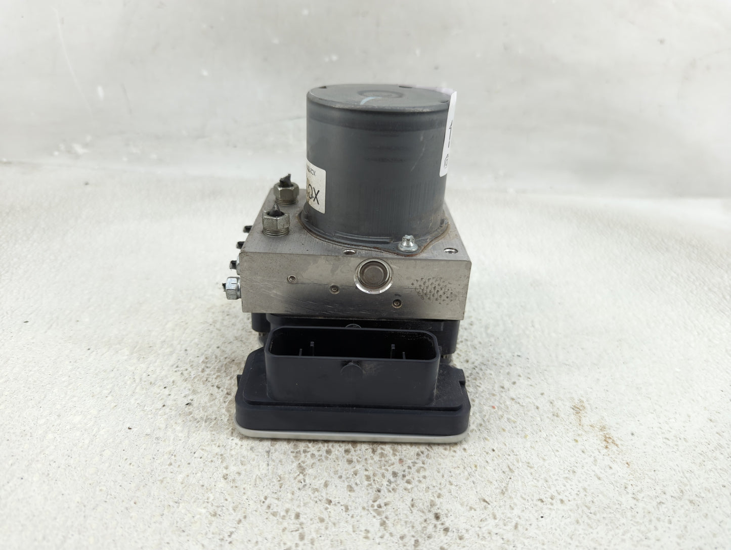 2004-2005 Infiniti Fx35 ABS Pump Control Module Replacement P/N:44540 06450 Fits Fits 2004 2005 OEM Used Auto Parts - Oemuse