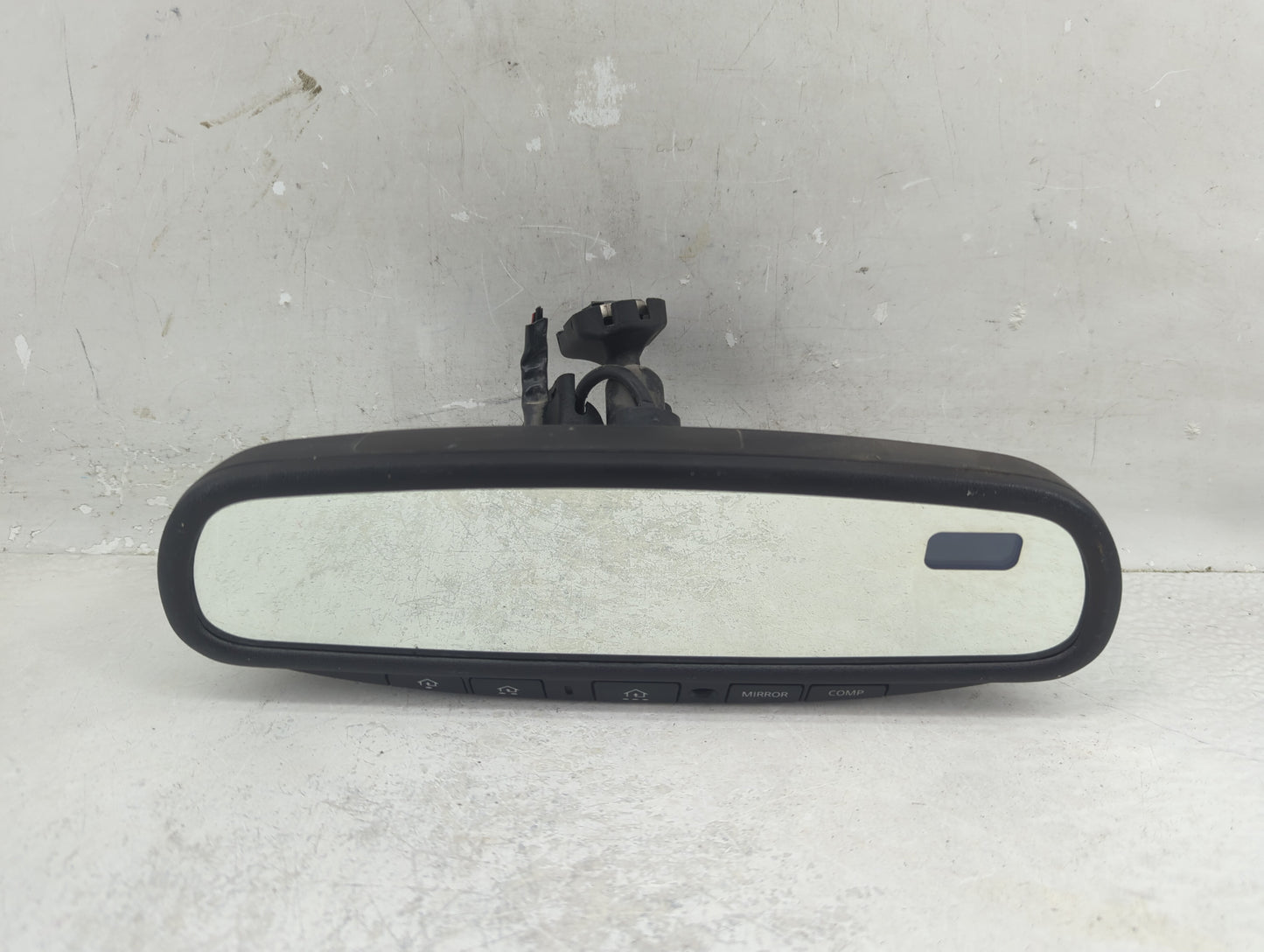 2005 Infiniti Fx35 Interior Rear View Mirror Replacement OEM P/N:E8011083 Fits OEM Used Auto Parts - Oemusedautoparts1.com