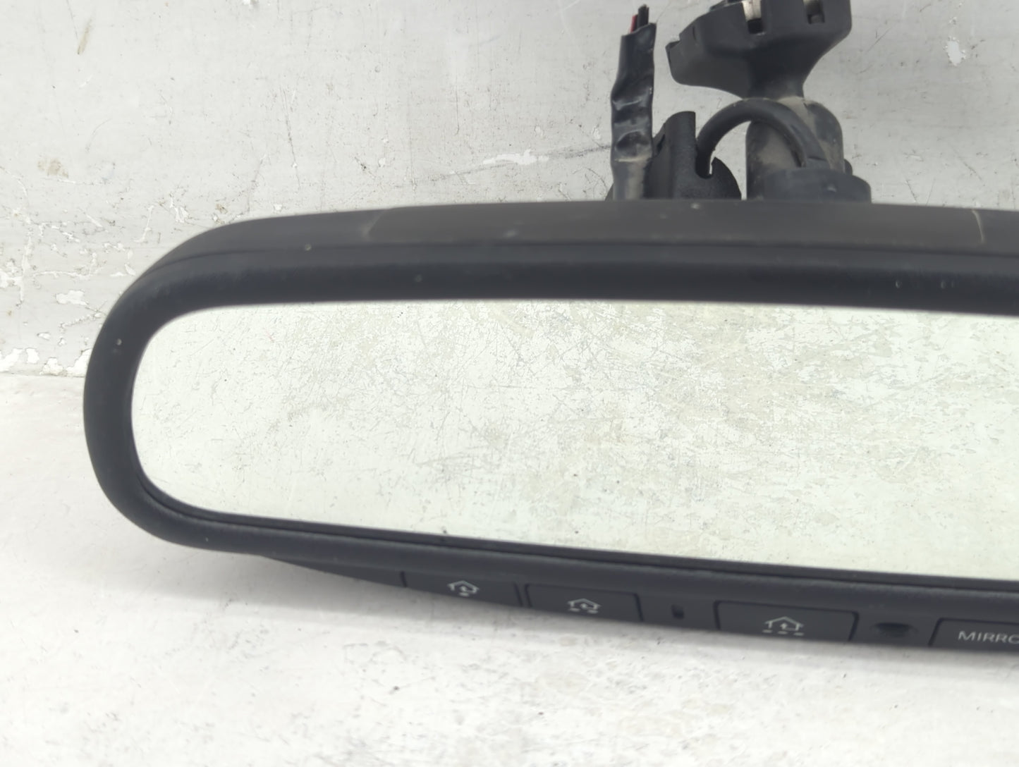 2005 Infiniti Fx35 Interior Rear View Mirror Replacement OEM P/N:E8011083 Fits OEM Used Auto Parts - Oemusedautoparts1.com