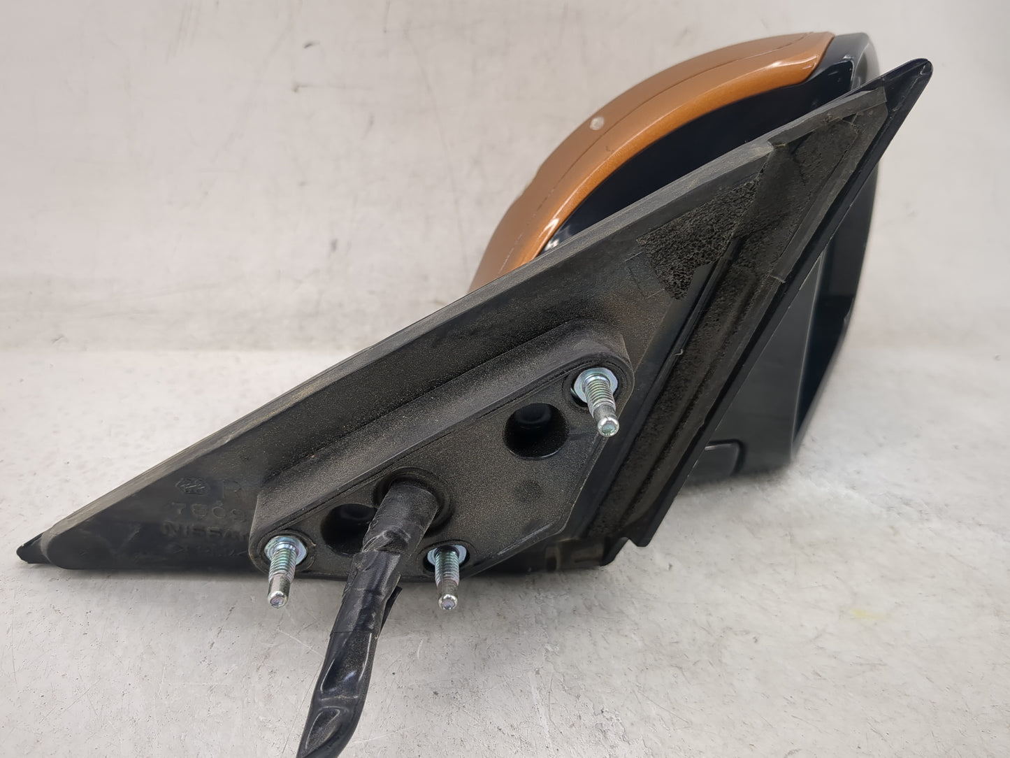 2003-2005 Infiniti Fx35 Passenger Side View Mirror - Right Door Mirror OEM Used - Oemusedautoparts1.com