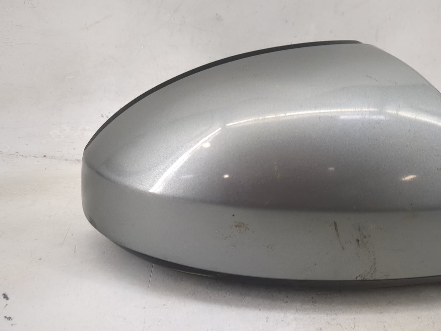 2003-2005 Infiniti Fx35 Passenger Side View Mirror - Right Door Mirror OEM Used - Oemusedautoparts1.com