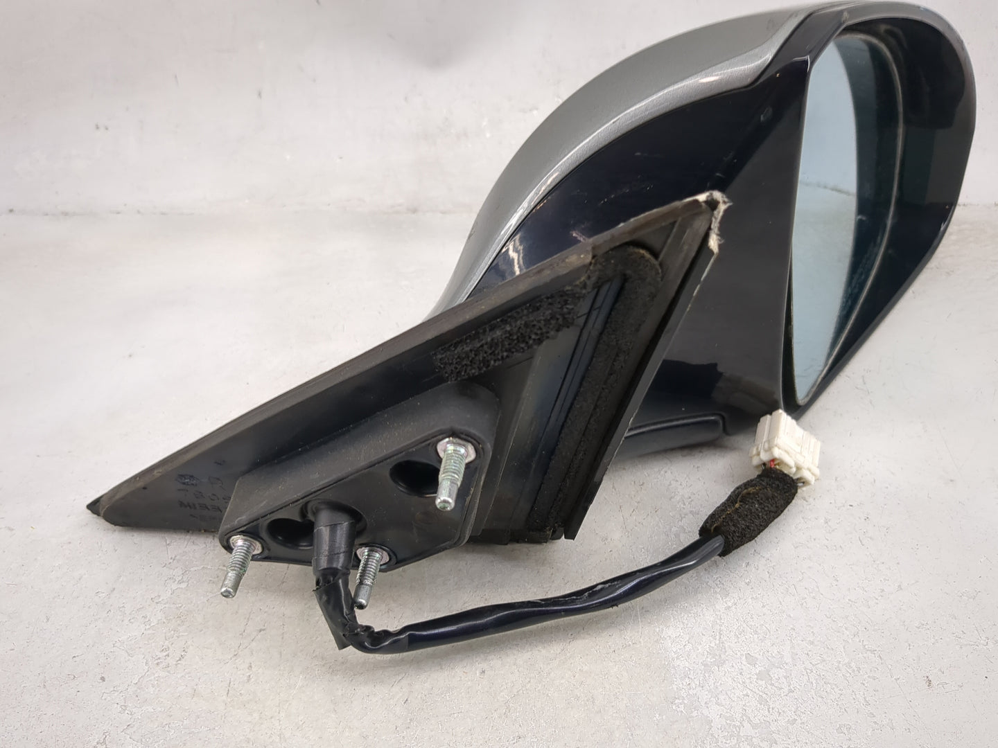 2003-2005 Infiniti Fx35 Passenger Side View Mirror - Right Door Mirror OEM Used - Oemusedautoparts1.com
