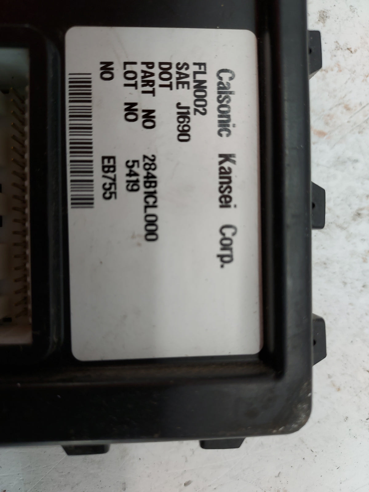 2005-2005 Infiniti Fx35 Body Control Module Bcm 284b1cl000|fln002 - Oemusedautoparts1.com