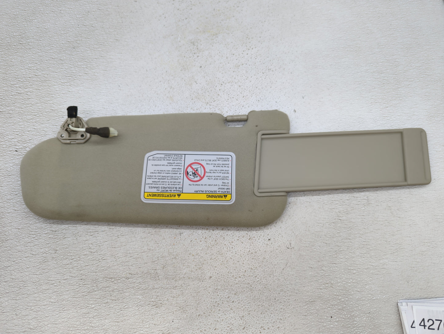 2004-2005 Infiniti Fx35 Sun Visor Shade Replacement Passenger Right Mirror Fits Fits 2004 2005 OEM Used Auto Parts - Oemused