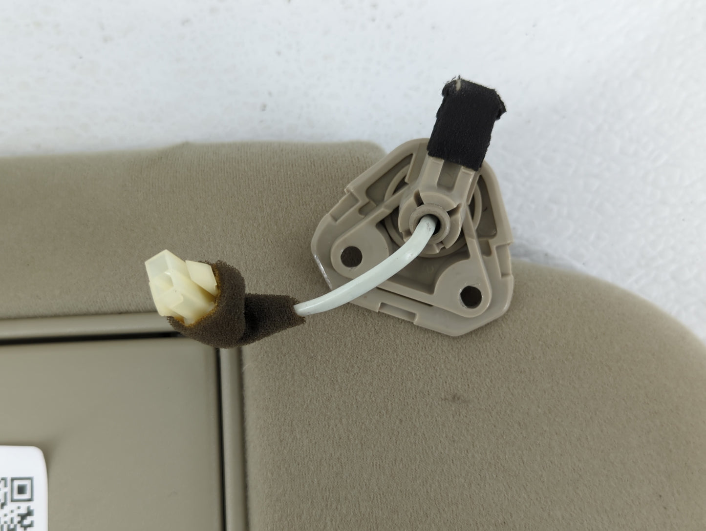 2005 Infiniti Fx35 Sun Visor Shade Replacement Passenger Right Mirror Fits OEM Used Auto Parts - Oemusedautoparts1.com