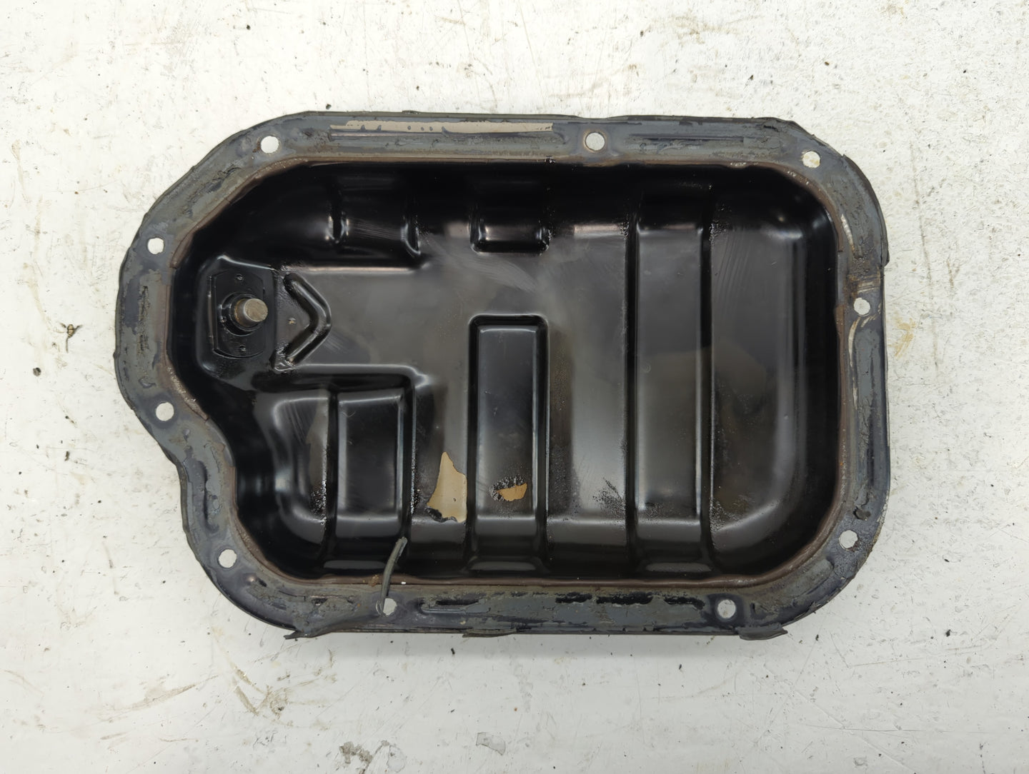 2003-2005 Infiniti Fx35 Throttle Body P/N:RME70-04 Fits Fits 2002 2003 2004 2005 2006 OEM Used Auto Parts - Oemusedautoparts