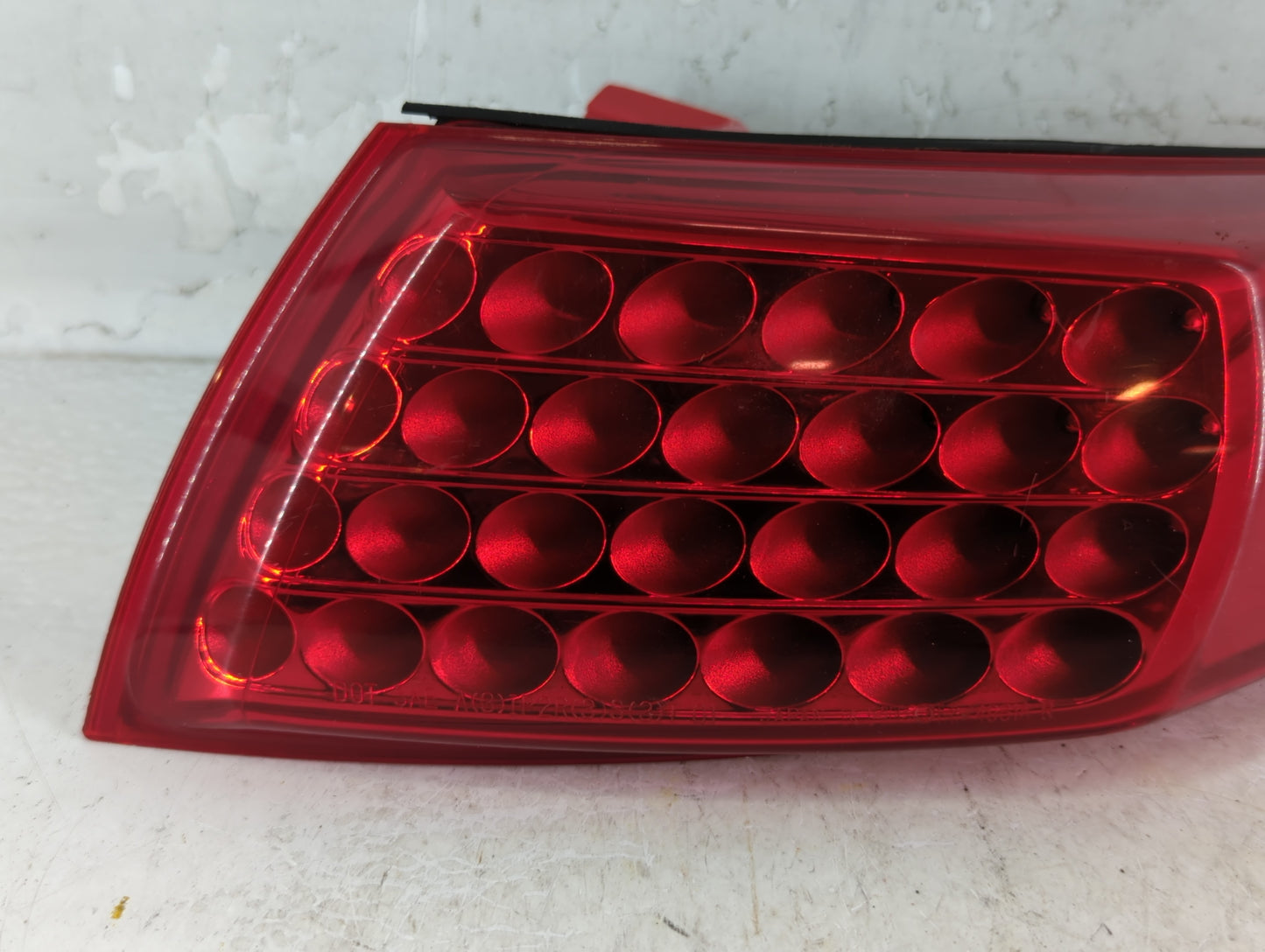 2003-2008 Infiniti Fx35 Tail Light Assembly Passenger Right OEM Fits Fits 2003 2004 2005 2006 2007 2008 OEM Used Auto Parts 