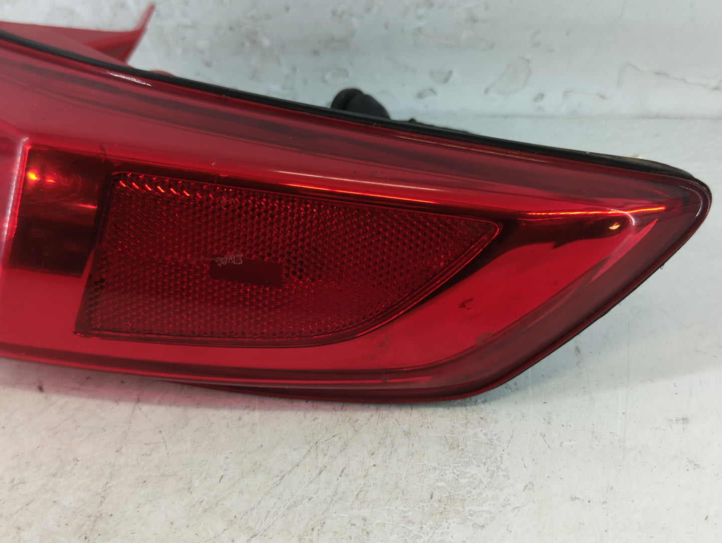 2003-2008 Infiniti Fx35 Tail Light Assembly Passenger Right OEM Fits Fits 2003 2004 2005 2006 2007 2008 OEM Used Auto Parts 