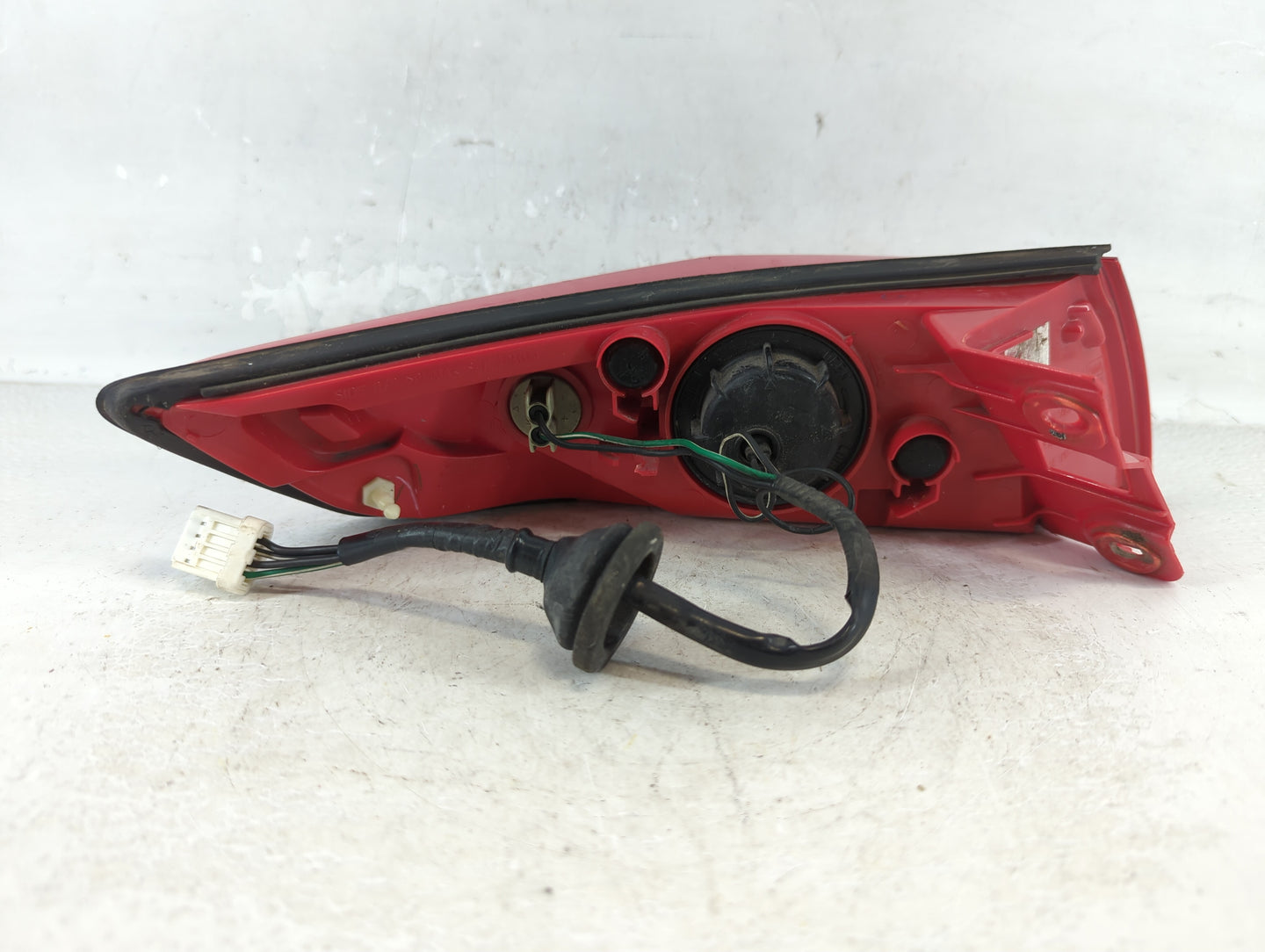 2003-2008 Infiniti Fx35 Tail Light Assembly Passenger Right OEM Fits Fits 2003 2004 2005 2006 2007 2008 OEM Used Auto Parts 