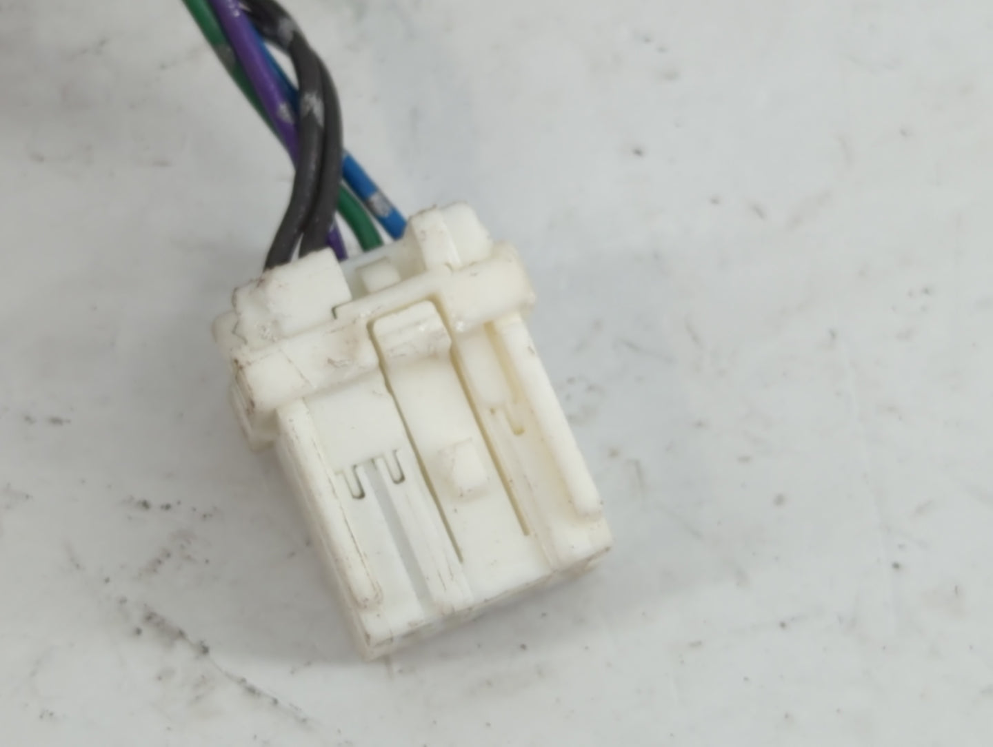 2003-2006 Infiniti G35 Side Mirror Replacement Passenger Right View Door Mirror P/N:B60-RH Fits Fits 2003 2004 2005 2006 OEM