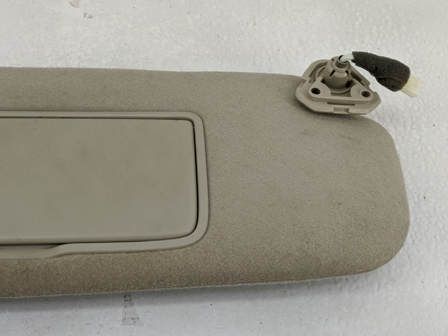 2005-2007 Infiniti G35 Sun Visor Shade Replacement Passenger Right Mirror Fits Fits 2005 2006 2007 OEM Used Auto Parts - Oem