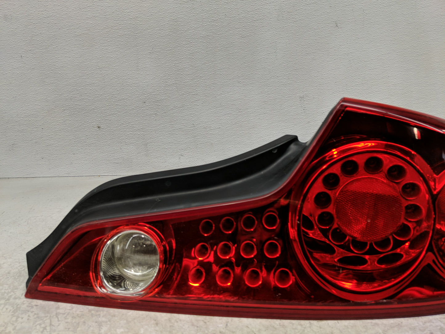 2003-2005 Infiniti G35 Tail Light Assembly Passenger Right OEM Fits Fits 2003 2004 2005 OEM Used Auto Parts - Oemusedautopar
