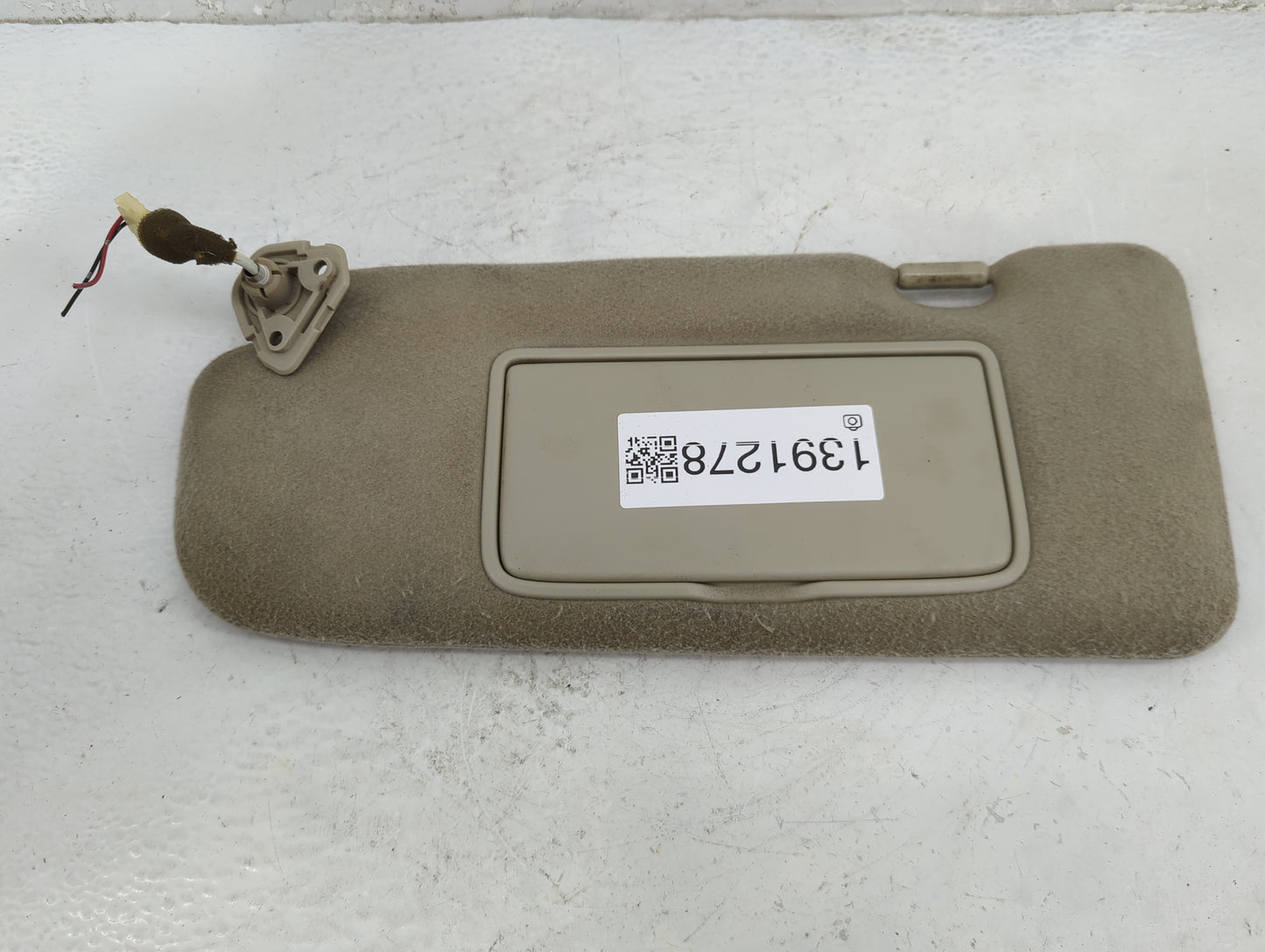 2005-2007 Infiniti G35 Sun Visor Shade Replacement Driver Left Mirror Fits Fits 2005 2006 2007 OEM Used Auto Parts - Oemused