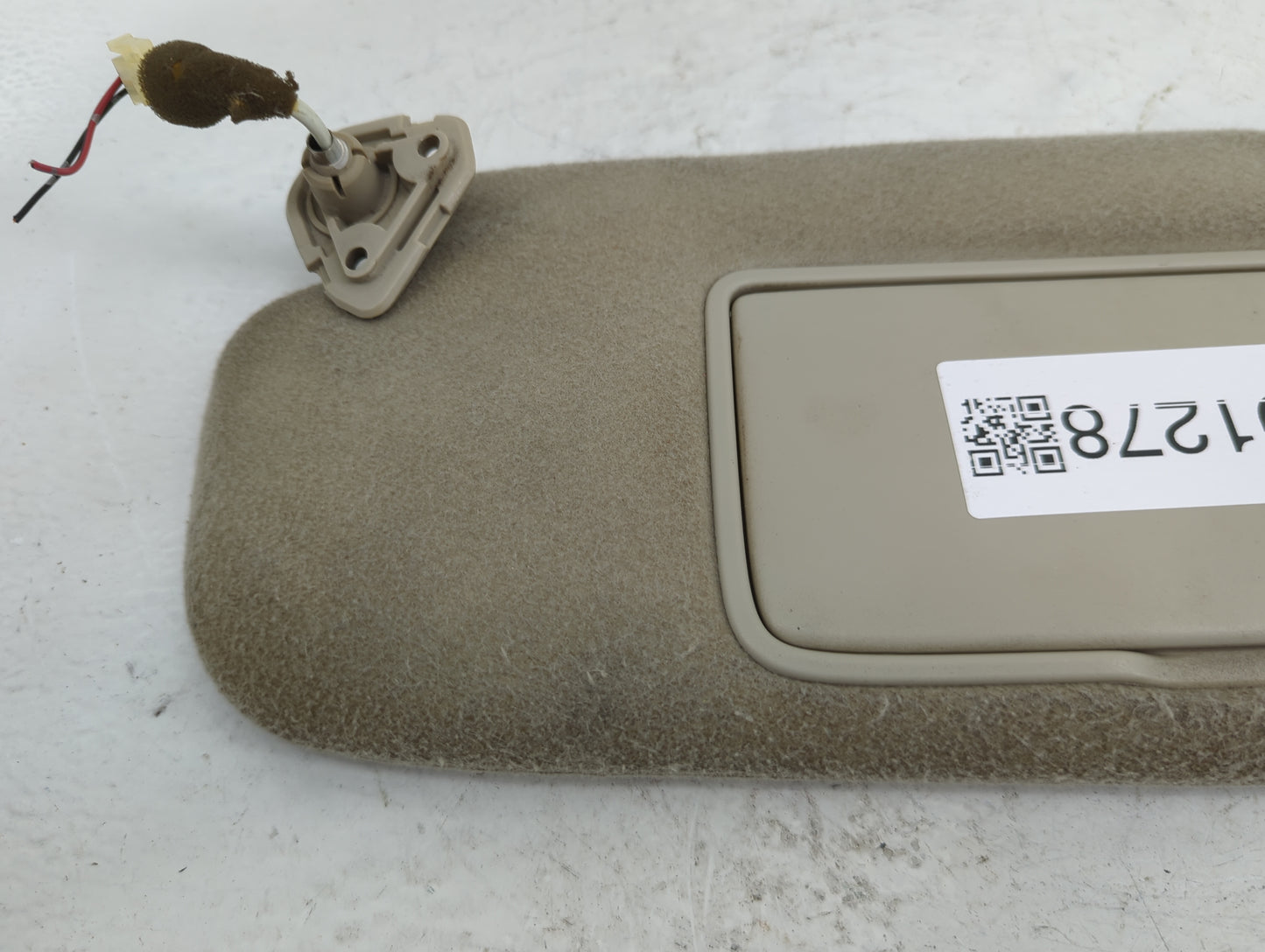 2005-2007 Infiniti G35 Sun Visor Shade Replacement Driver Left Mirror Fits Fits 2005 2006 2007 OEM Used Auto Parts - Oemused