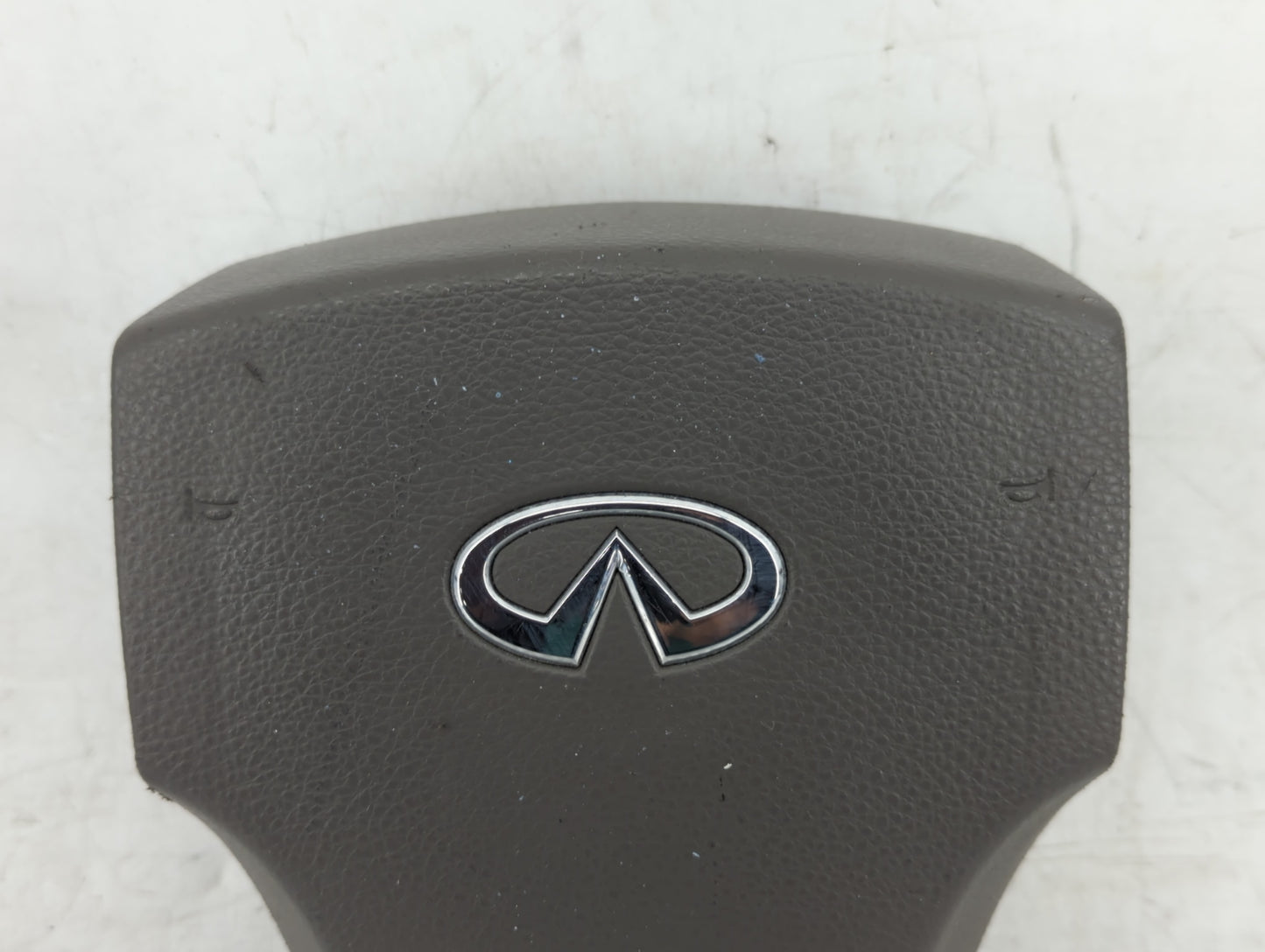 2005-2006 Infiniti G35 Air Bag Driver Left Steering Wheel Mounted Fits Fits 2005 2006 OEM Used Auto Parts - Oemusedautoparts