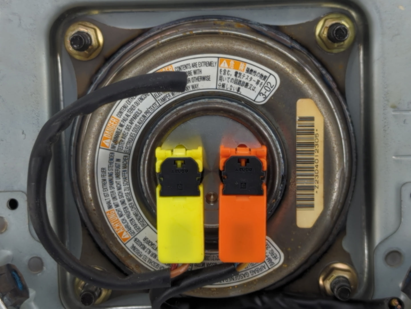 2005-2006 Infiniti G35 Air Bag Driver Left Steering Wheel Mounted Fits Fits 2005 2006 OEM Used Auto Parts - Oemusedautoparts