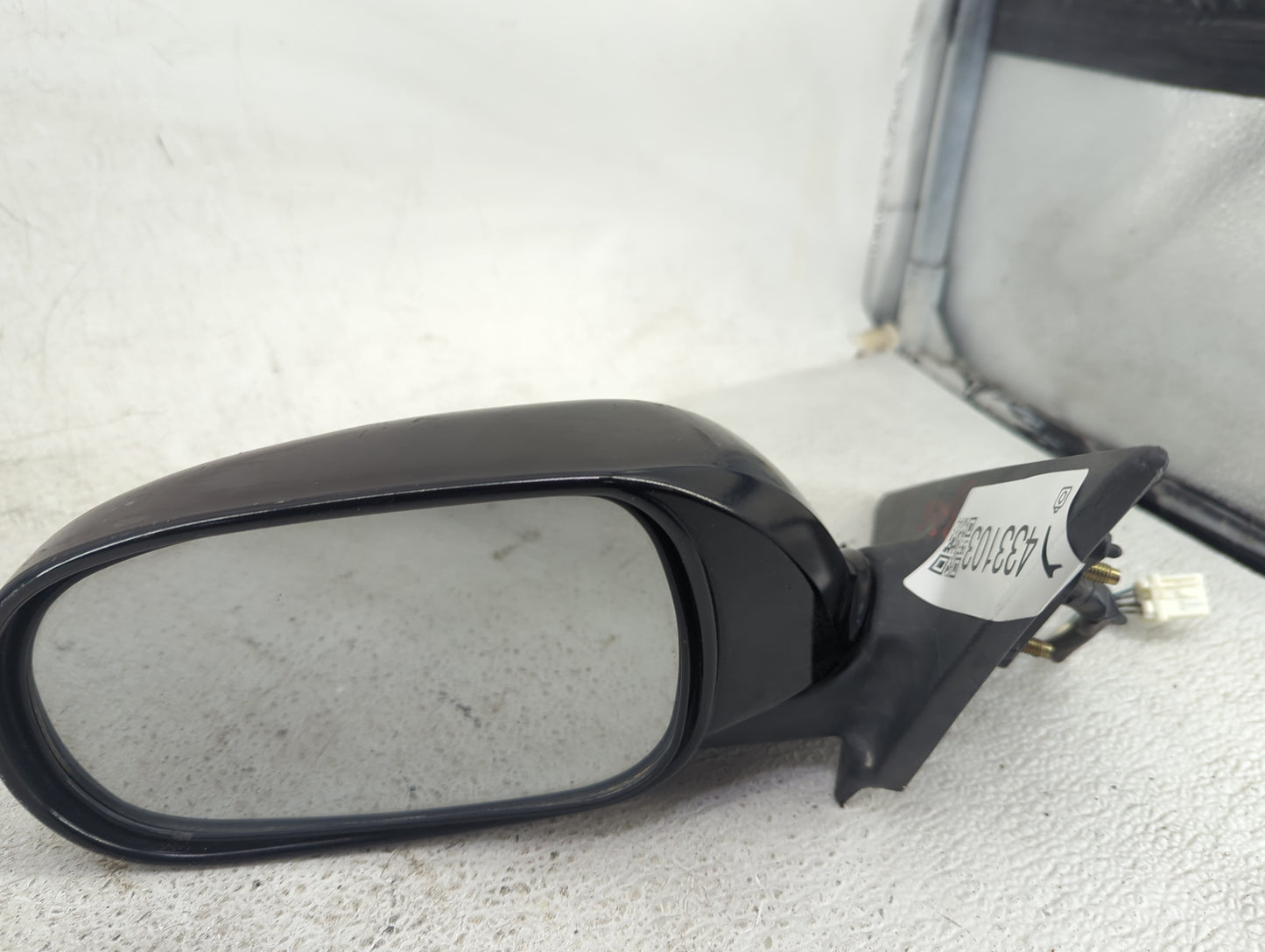 2003-2006 Infiniti G35 Driver Side View Mirror - Left Door Mirror OEM Used - Oemusedautoparts1.com