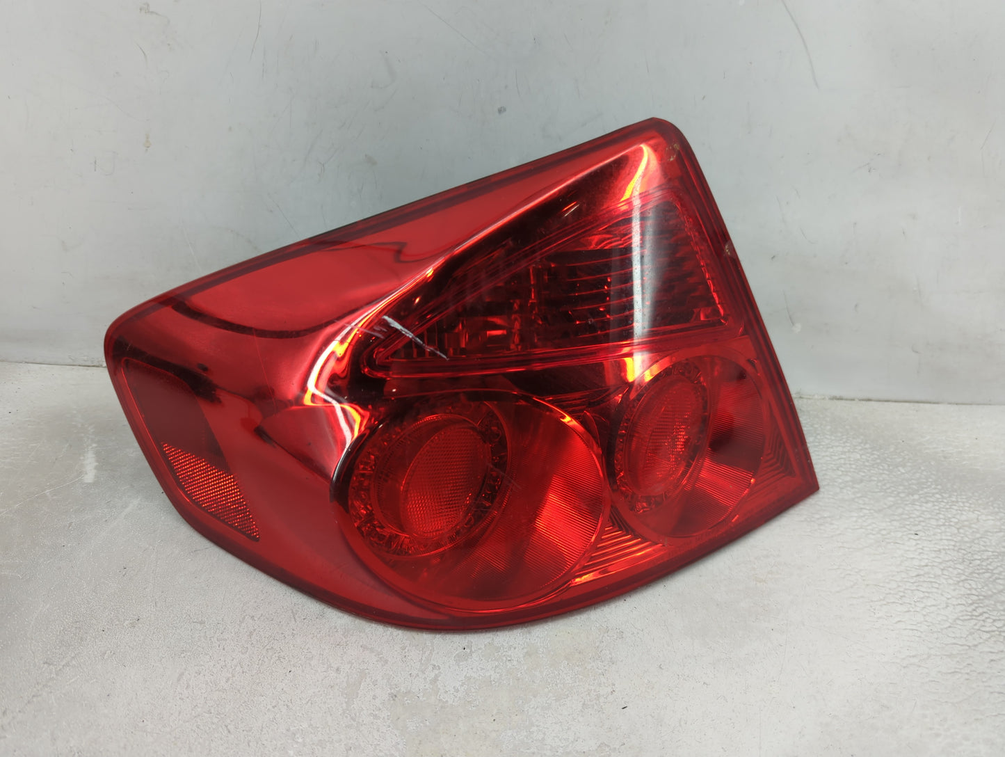 2005-2006 Infiniti G35 Tail Light Assembly Passenger Right OEM Fits Fits 2005 2006 OEM Used Auto Parts - Oemusedautoparts1.c