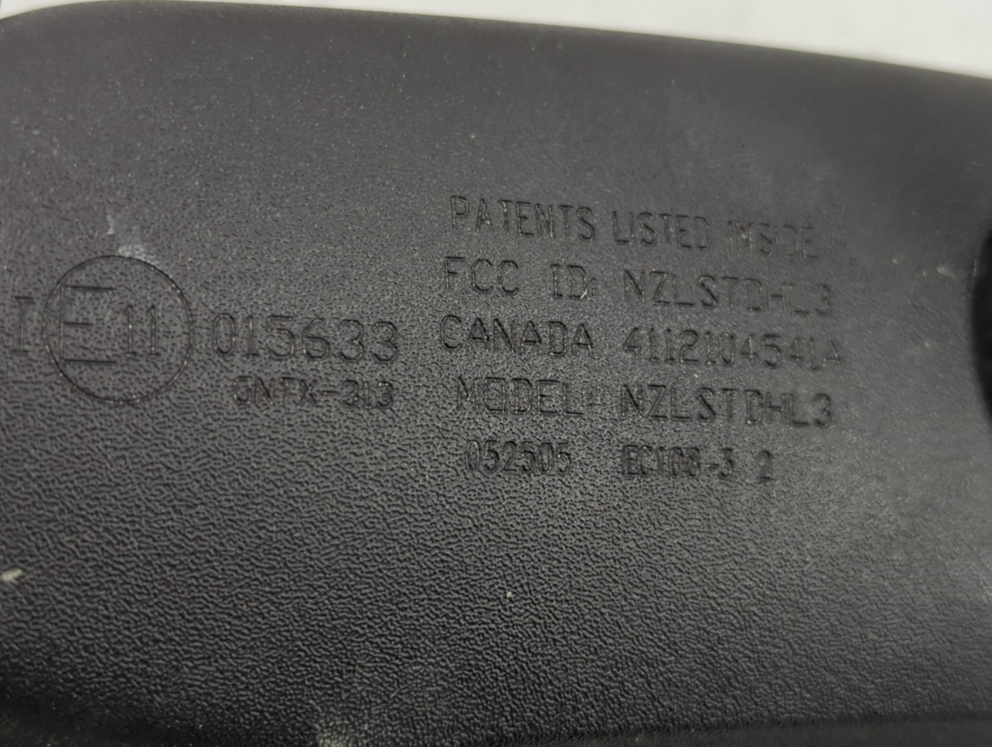 2005 Infiniti G35 Interior Rear View Mirror Replacement OEM Fits OEM Used Auto Parts - Oemusedautoparts1.com