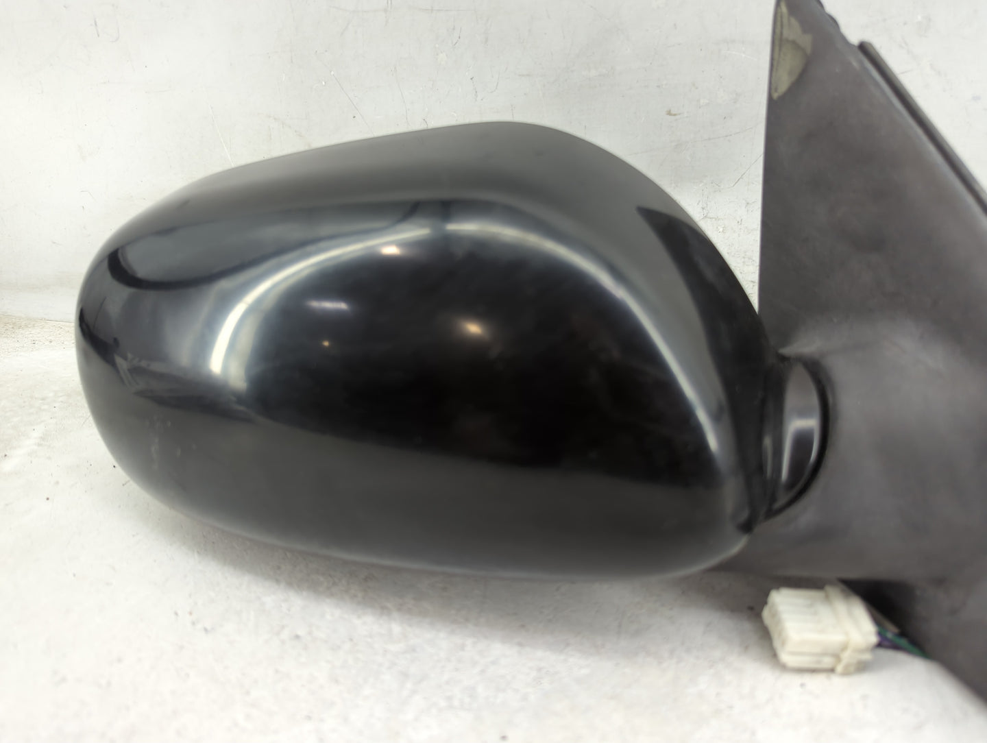 2003-2006 Infiniti G35 Passenger Side View Mirror - Right Door Mirror OEM Used - Oemusedautoparts1.com