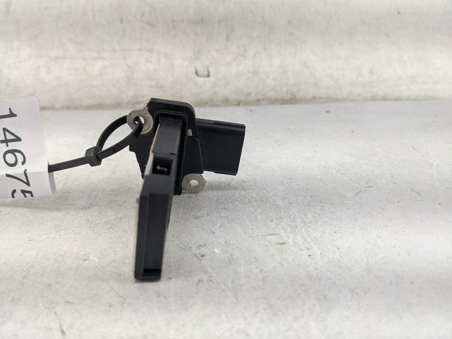 2003-2008 Infiniti G35 Mass Air Flow Meter Maf 1467572 - Oemusedautoparts1.com