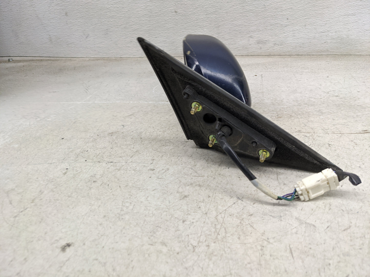 2005 Infiniti G35 Passenger Side View Mirror - Right Door Mirror OEM Used - Oemusedautoparts1.com