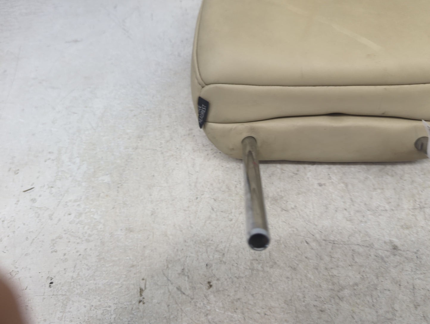 2005 Infiniti G35 Headrest Head Rest Front Driver Passenger Seat Fits OEM Used Auto Parts - Oemusedautoparts1.com