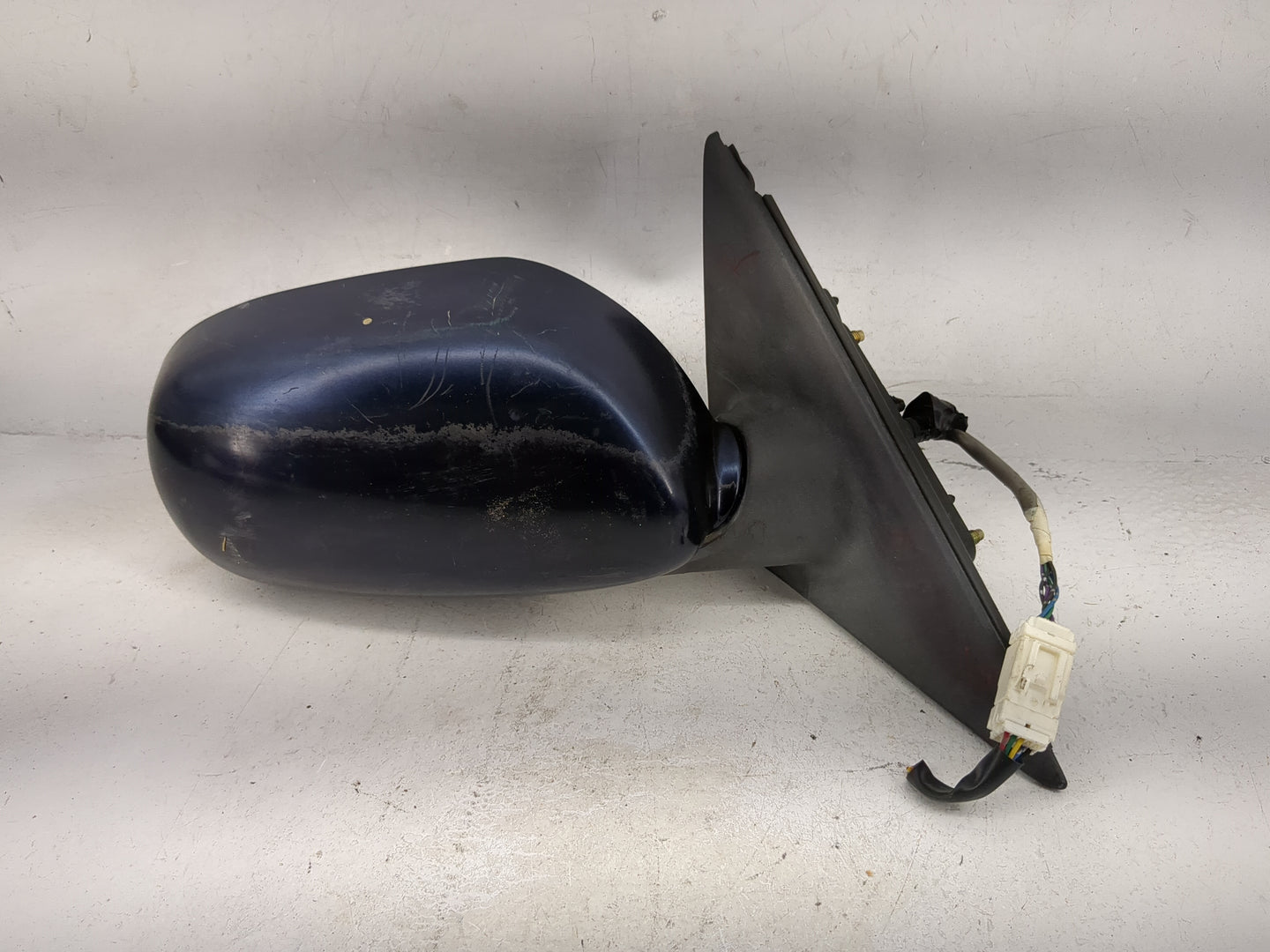 2005 Infiniti G35 Passenger Side View Mirror - Right Door Mirror OEM Used - Oemusedautoparts1.com