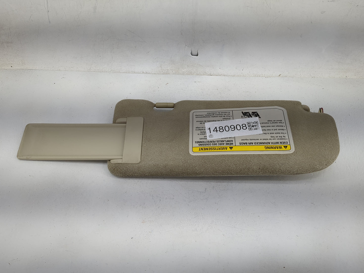 2005 Infiniti G35 Sun Visor Shade Replacement Driver Left Mirror Fits OEM Used Auto Parts - Oemusedautoparts1.com