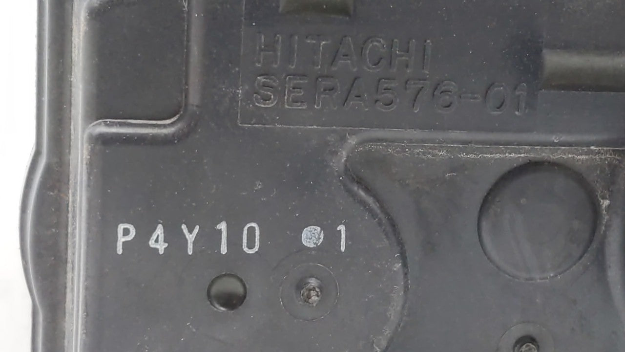 2003-2006 Infiniti G35 Throttle Body P/N:RME70-04 A576-01, RME70 Fits Fits 2002 2003 2004 2005 2006 OEM Used Auto Parts - Oe