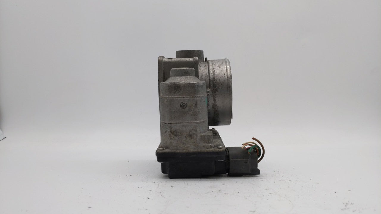 2003-2006 Infiniti G35 Throttle Body P/N:RME70-04 A576-01, RME70 Fits Fits 2002 2003 2004 2005 2006 OEM Used Auto Parts - Oe