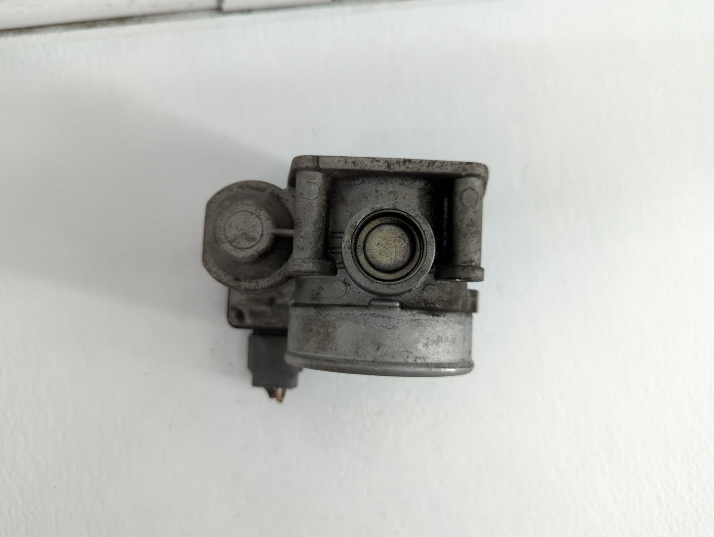 2003-2006 Infiniti G35 Throttle Body P/N:RME70-04 A576-01, RME70 Fits Fits 2002 2003 2004 2005 2006 OEM Used Auto Parts - Oe