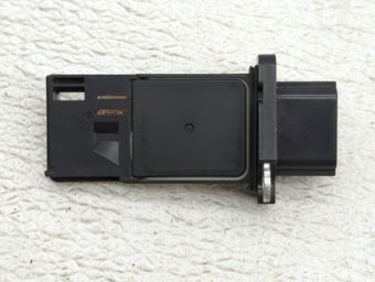 compare product 2003-2007 Infiniti G35 Mass Air Flow Meter Maf